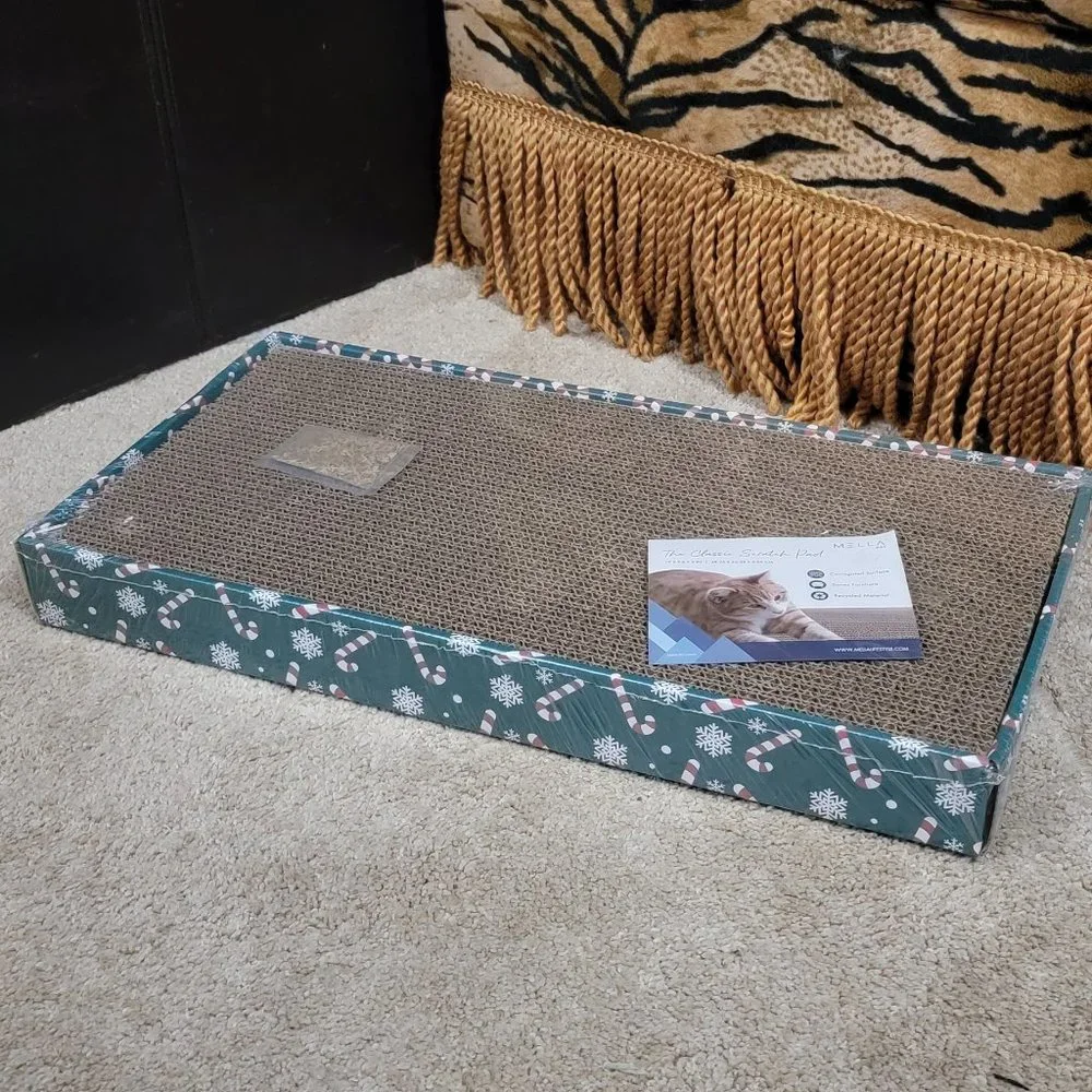 Cat Scratcher Cardboard Candy Canes Christmas Bran New!